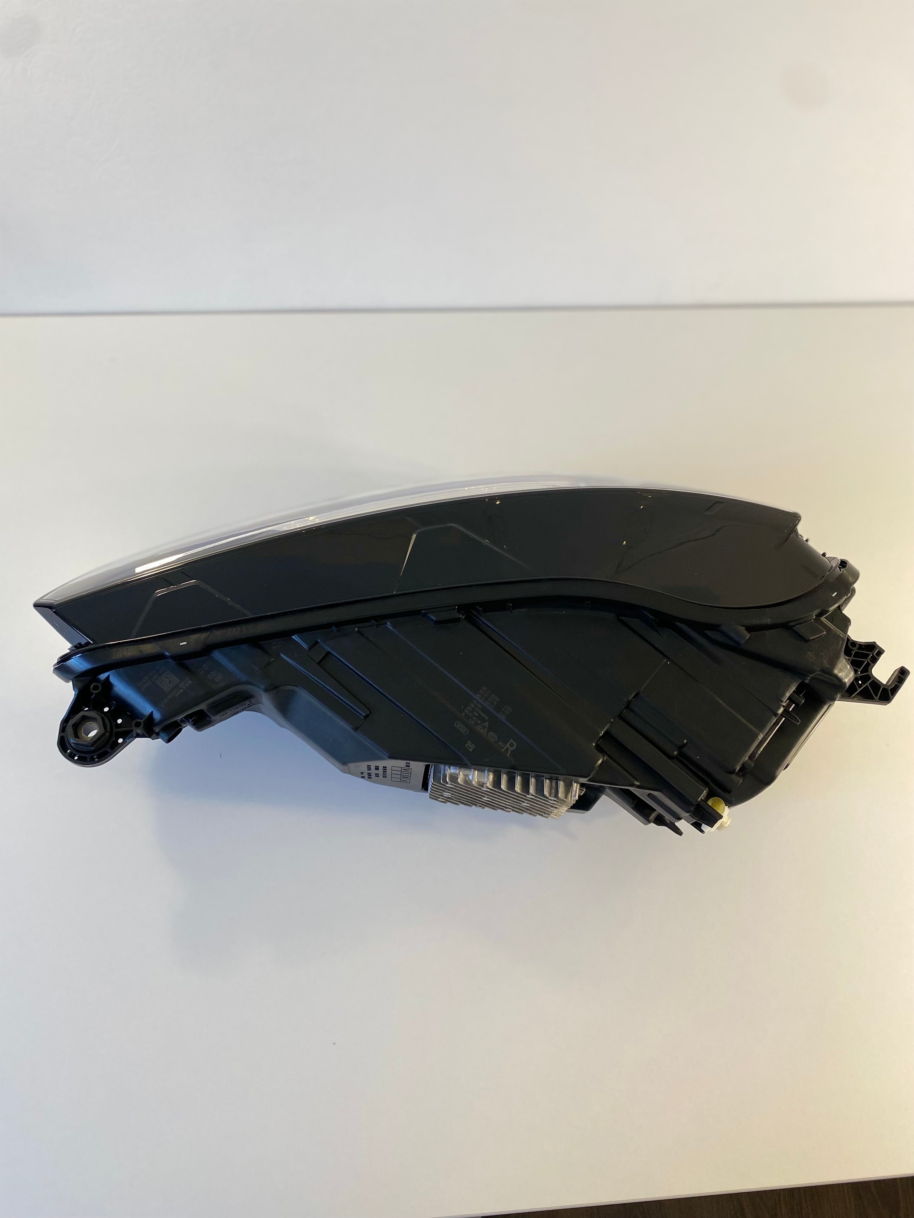 Фари Audi Q5 80A Full LED Рестайлінг 2021–2025 | Комплект L+R