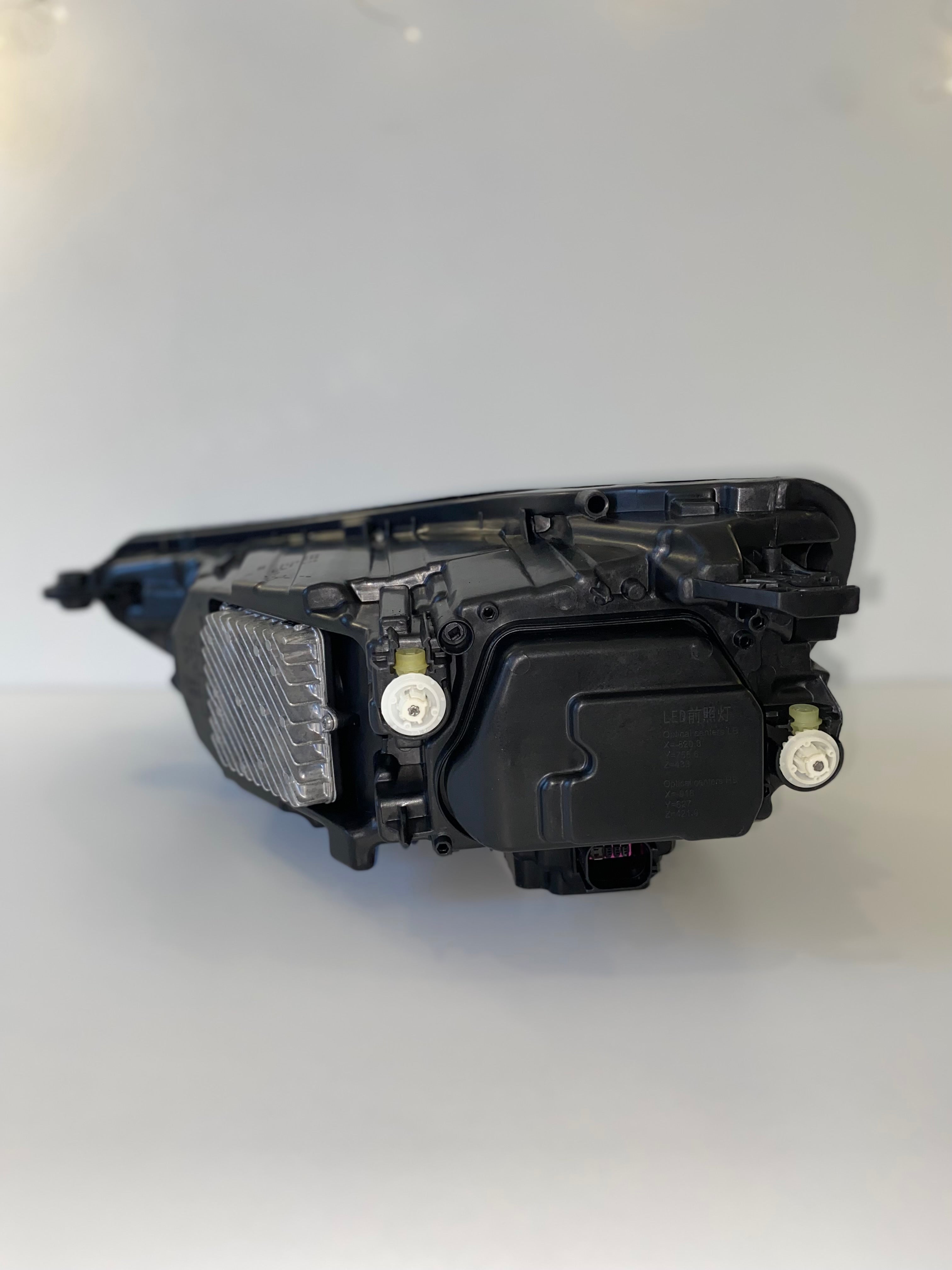 Фари Audi Q5 80A Full LED Рестайлінг 2021–2025 | Комплект L+R