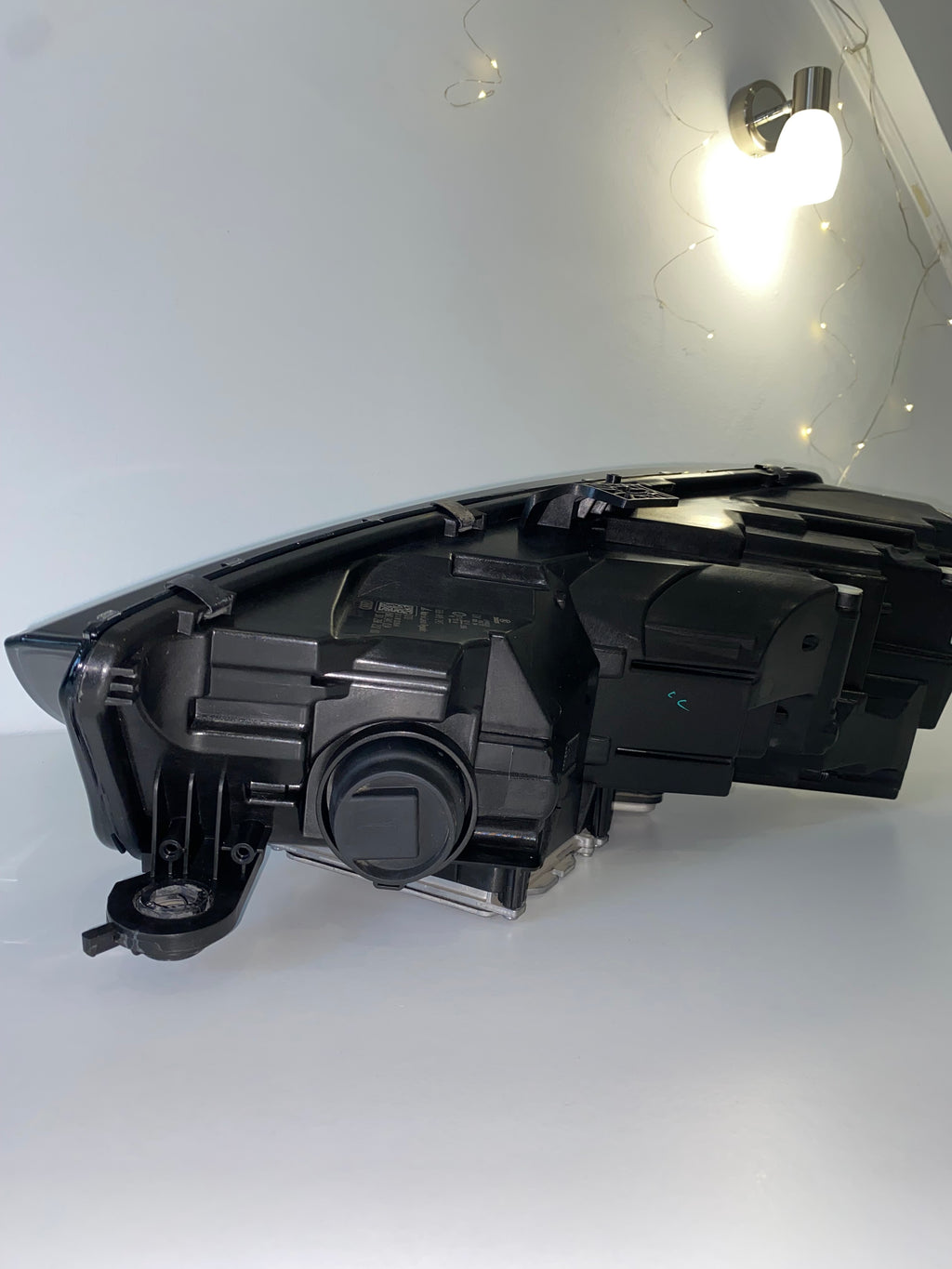 Фари Audi A4 B9 Full LED Дорестайлінг 2015–2019 | Комплект L+R