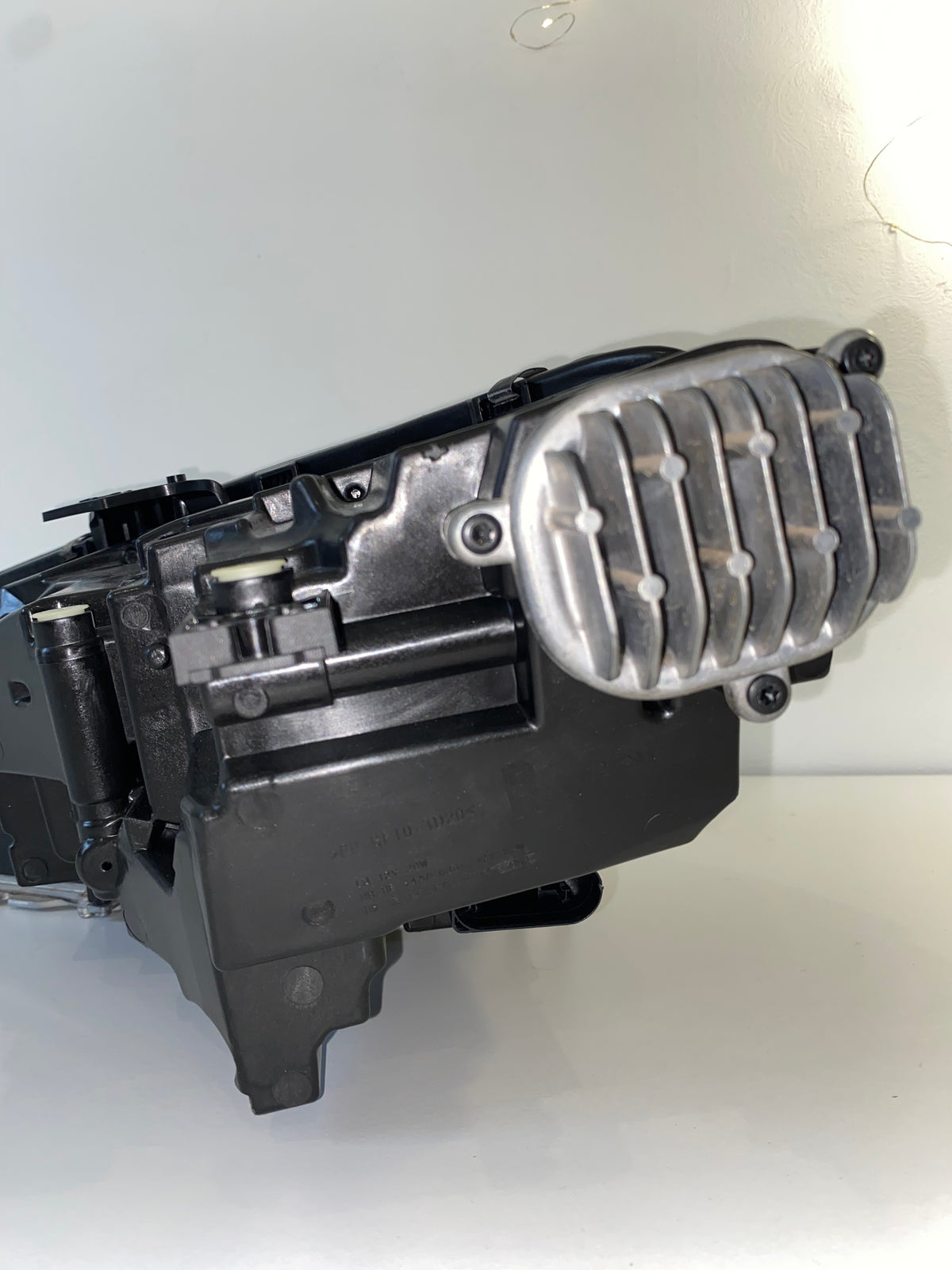 Фари Audi A4 B9 Full LED Дорестайлінг 2015–2019 | Комплект L+R