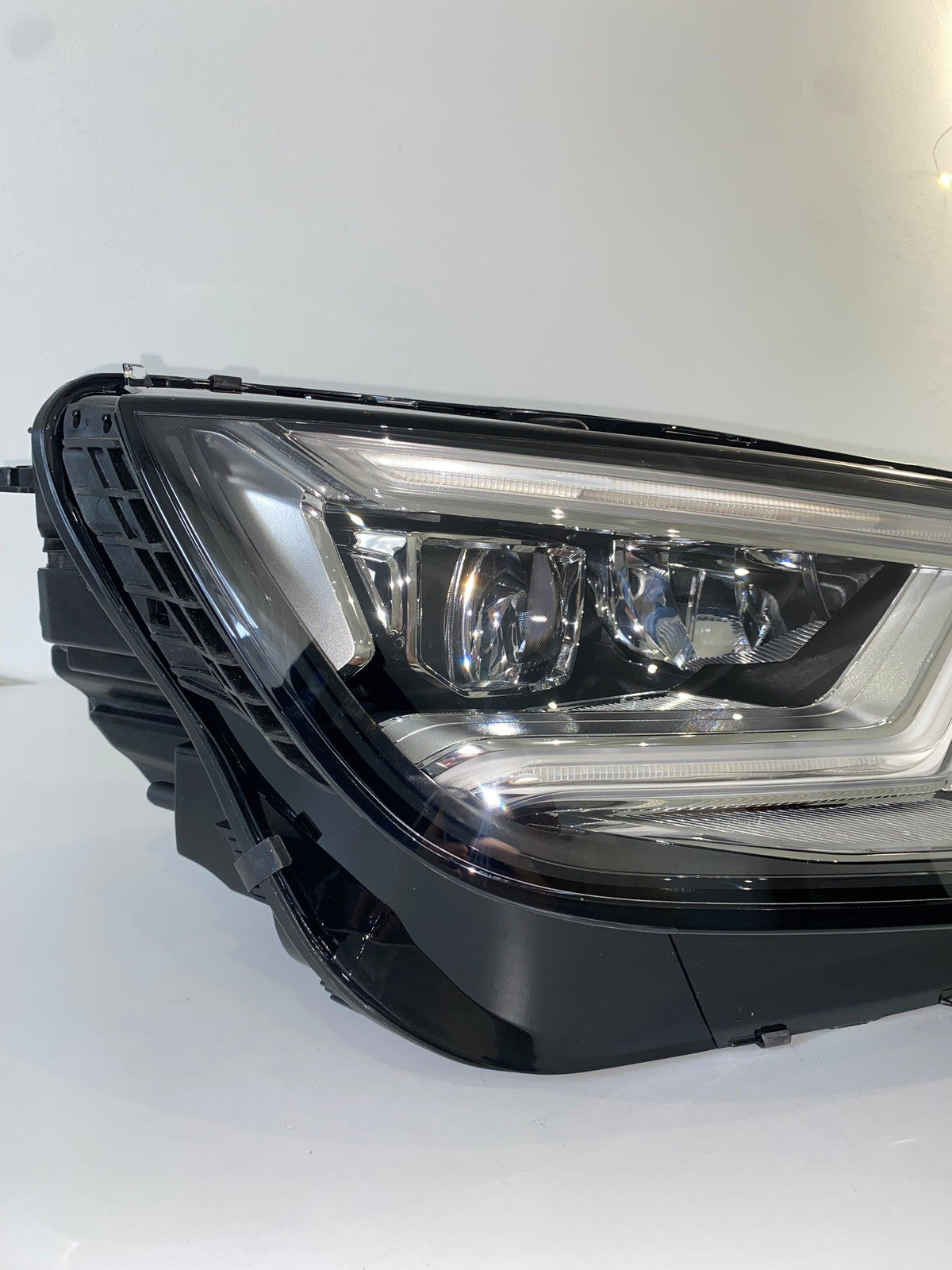 Фари Audi Q5 80A Full LED Дорестайлінг 2017–2020 | Комплект L+R