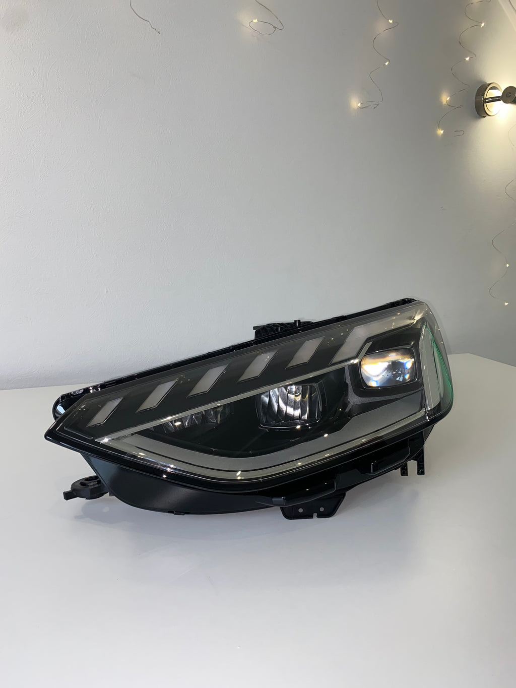 Фари Audi A4 B9 Full LED Рестайлінг 2019–2025 | Комплект L+R