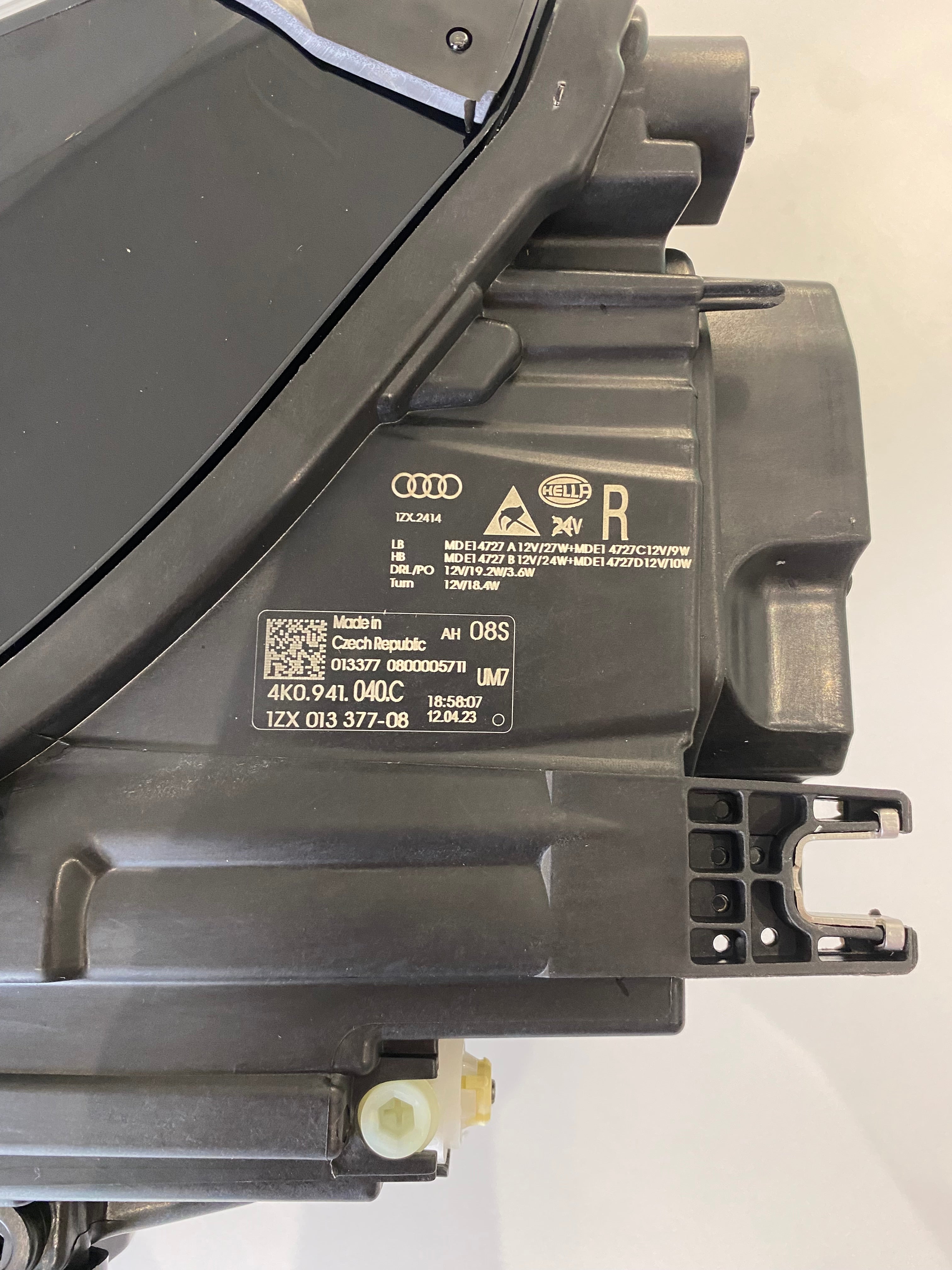 Фари Audi A6 C8 Full LED 2019–2025 | Комплект L+R
