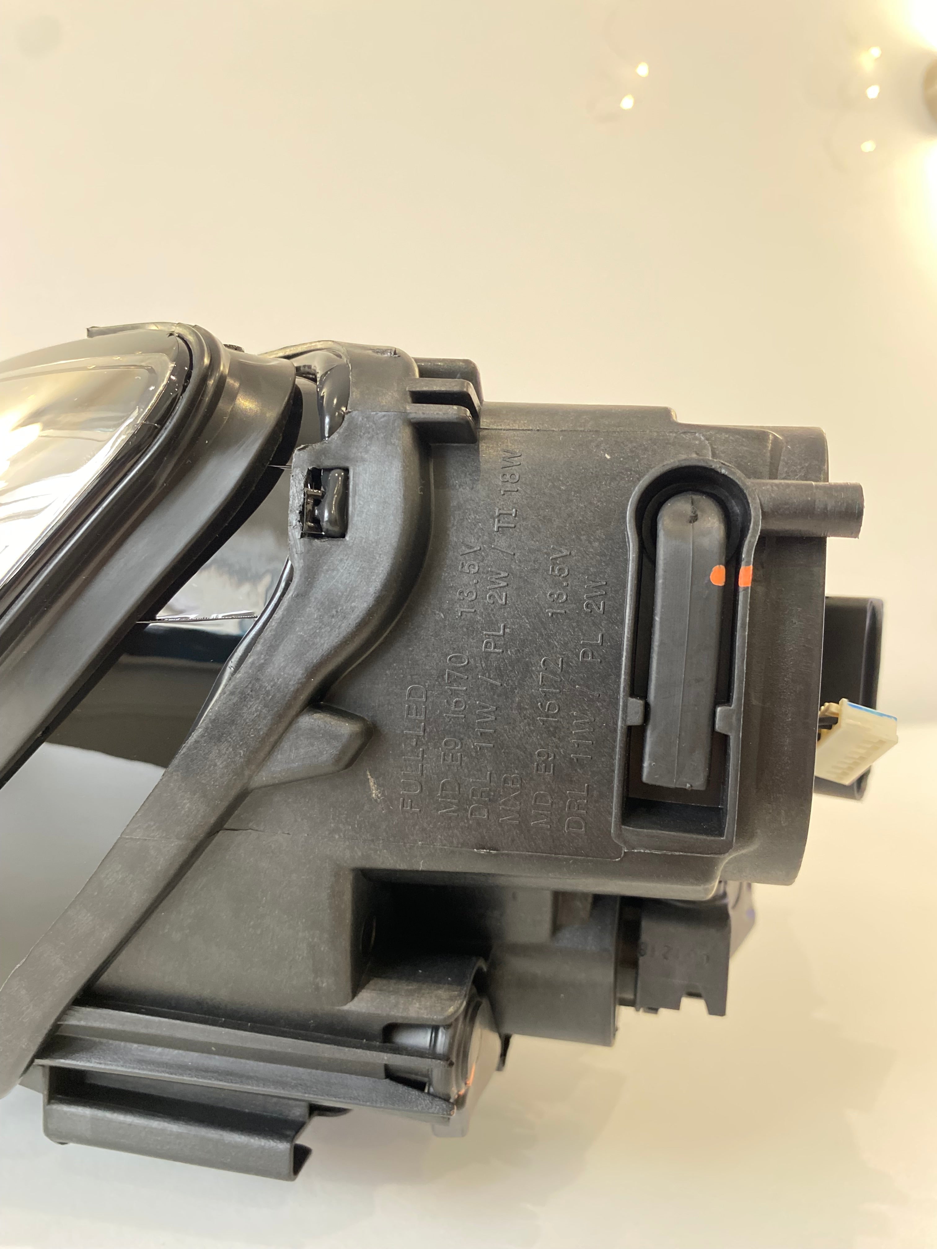 Фари Audi A3 8V Full LED Рестайлінг 2016–2020 | Комплект L+R